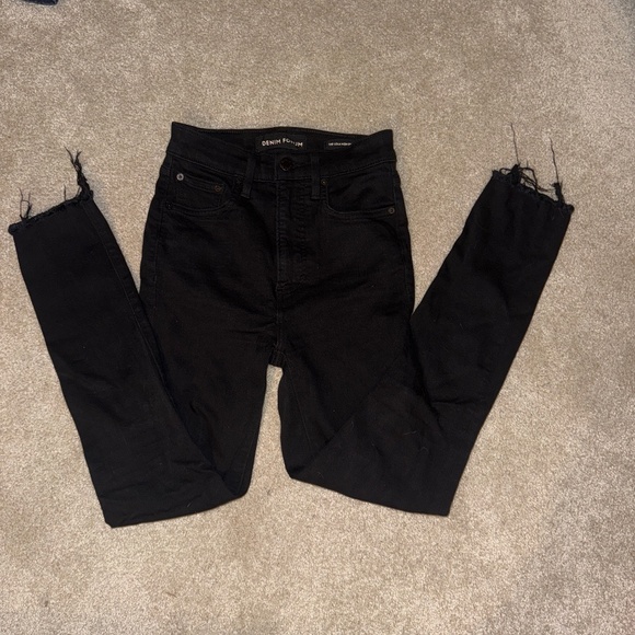 Aritzia Black skinny jeans
